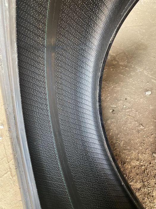 Продам летние шины r18