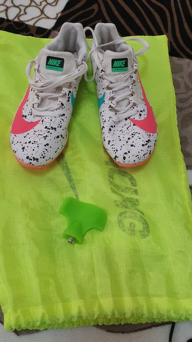 Продам Шиповки беговые