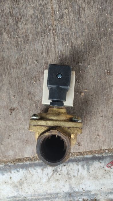 Электромагнитный клапан