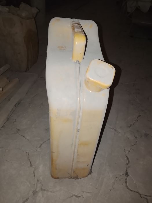 Канистерла 20литр и 10литр састаяния бомба