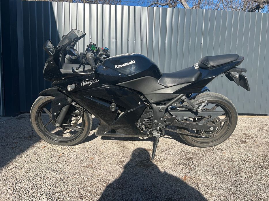 Kawasaki Ninja 250r cat A2 2008 negru