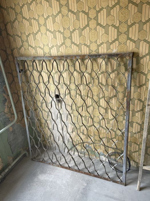 Решётка на окно.