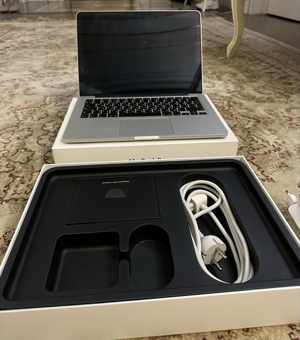 Macbook pro 11,1 в хорошом состояний