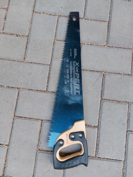 Ножовка по дереву