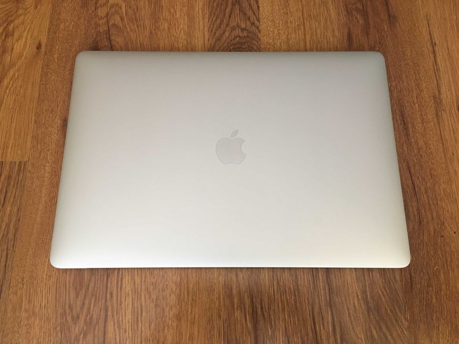 15' Core i9 Apple MacBook Pro 2019 Silver @ 32GB RAM/512GB SSD/Radeon Pro 560X 4GB/Бат 70 цик