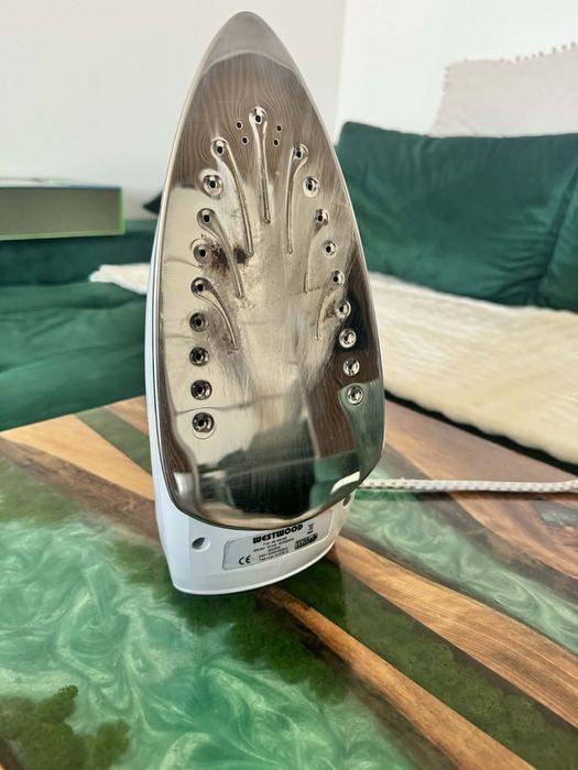 Fier de calcat 2000W