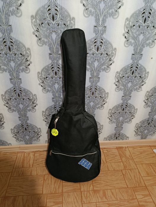 Акустическая гитара Yamaha