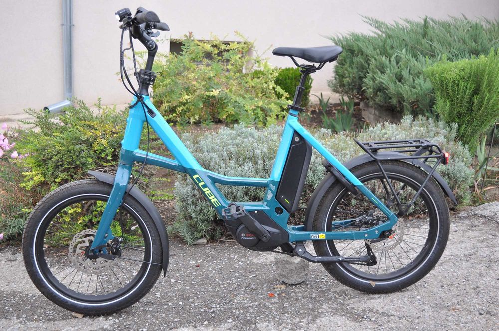 Cube Compact Sport Hybrid 500-компактен електрически велосипед