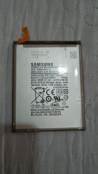 Vând piese Samsung a70