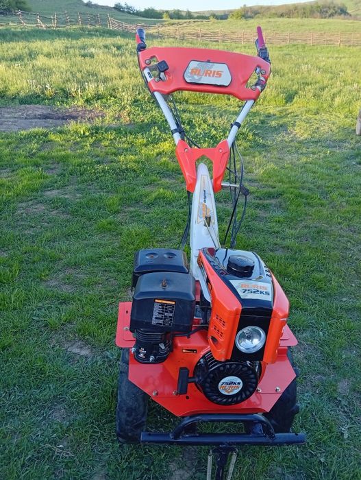 Vind motocultor de 9 ,5 cai