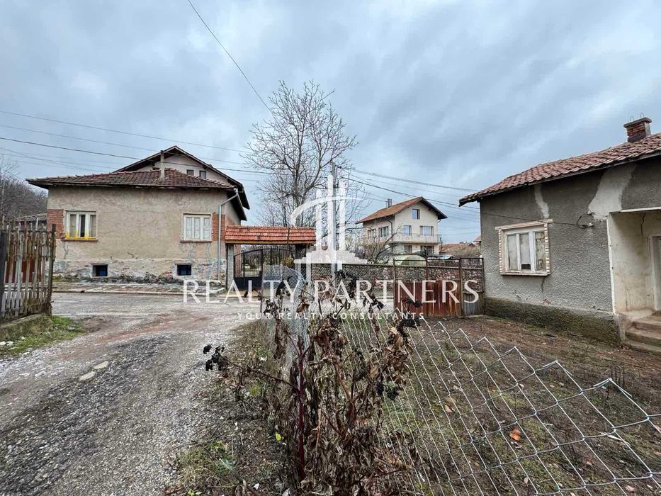 Парцел в с. Ноевци област Перник