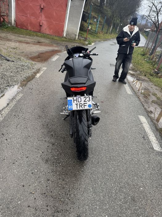 Yamaha YZF R-125 2016