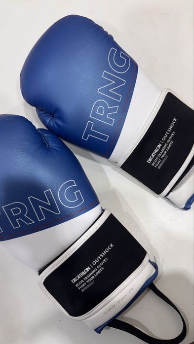 Боксерские перчатки