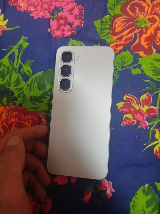 Infinix Hot 60 i 8x128