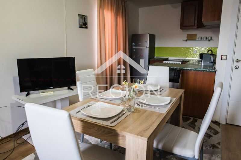 Дава се под наем Къща в Варна, Цветен квартал - 100 кв.м за 450 € - Снимка #1