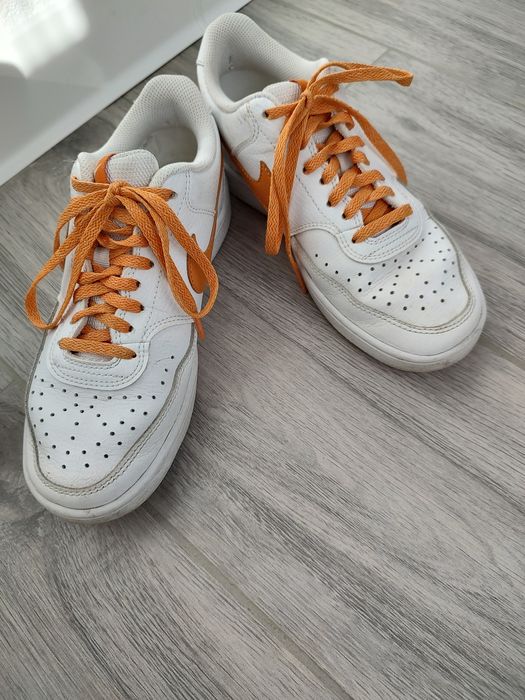 Adidasi Nike 36,5 -23 cm