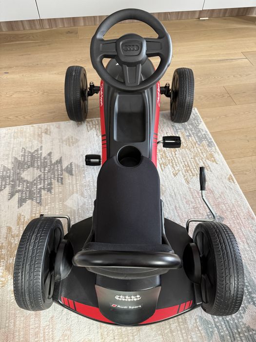 Masina Ferbedo cu Pedale Audi Legends