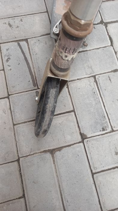 Самокат б/у, в хорошем состоянии