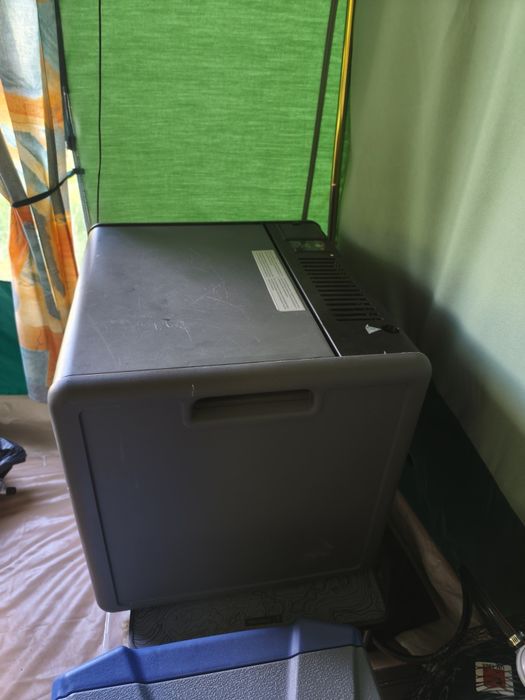 Хладилник на газ, 12v. и 220v.