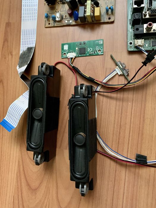 Vestel placă bază 17MB211S sursă 17IPS12 TV smart ansamblu complet