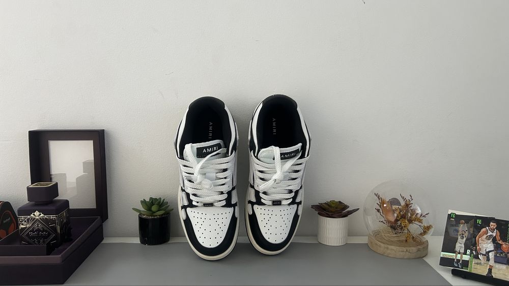Amiri Skeleton low black & white