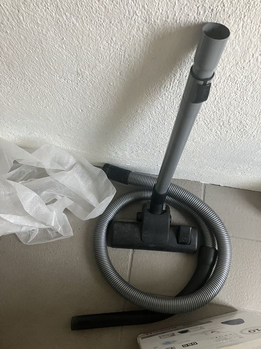 Прахосмукачка Bosch BGL2UB110, Филтър Мicro, Син