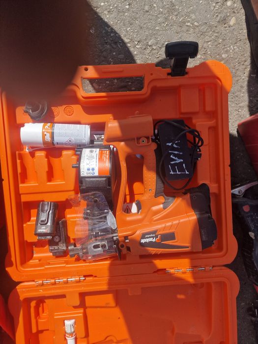 Pistol de cuie am lucrat de câteva ori el produsul este ca nou