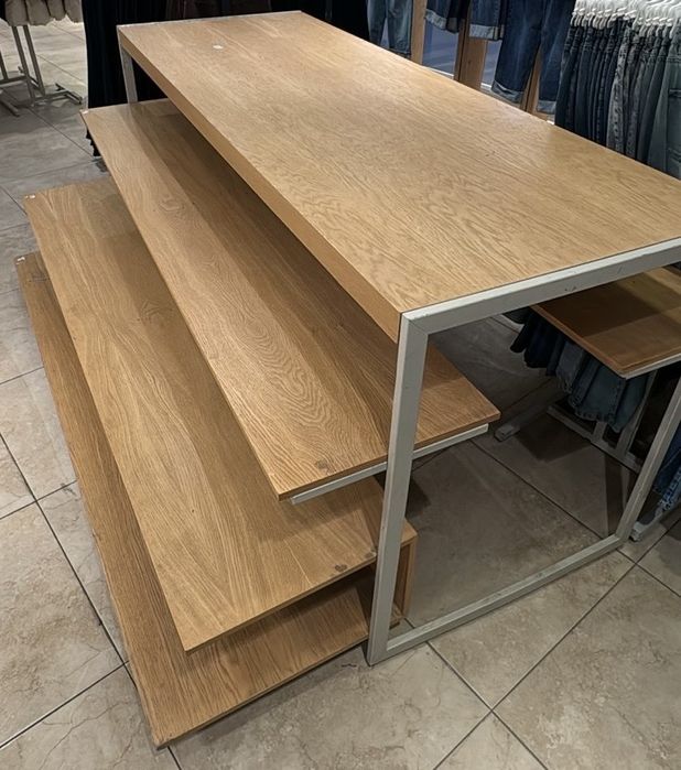 Стол для магазина