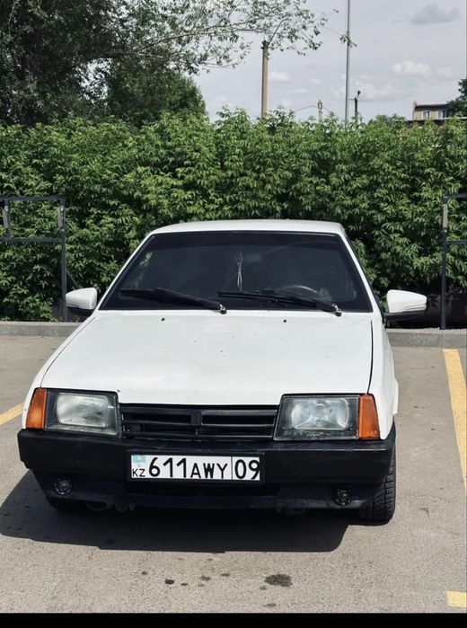 автомобиль ваз лада