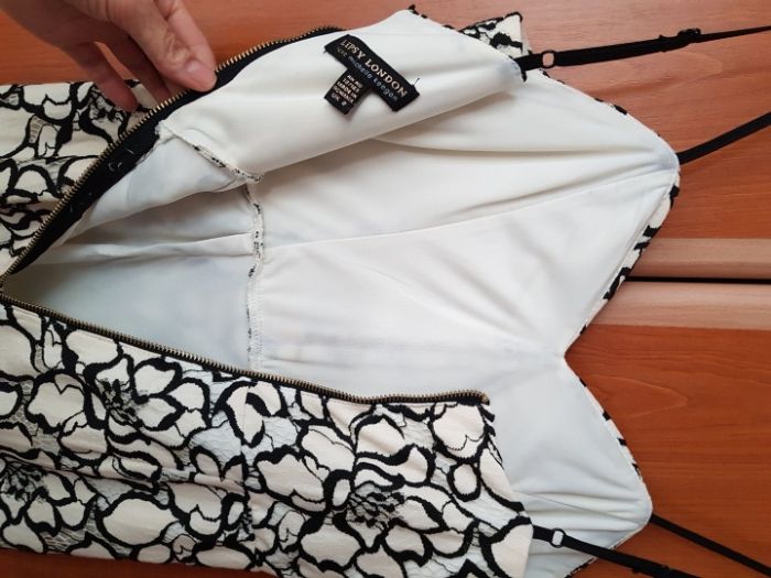 Vand rochie de ocazie