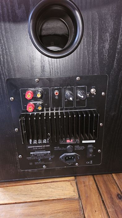 Subwoofer Magnat 302A
