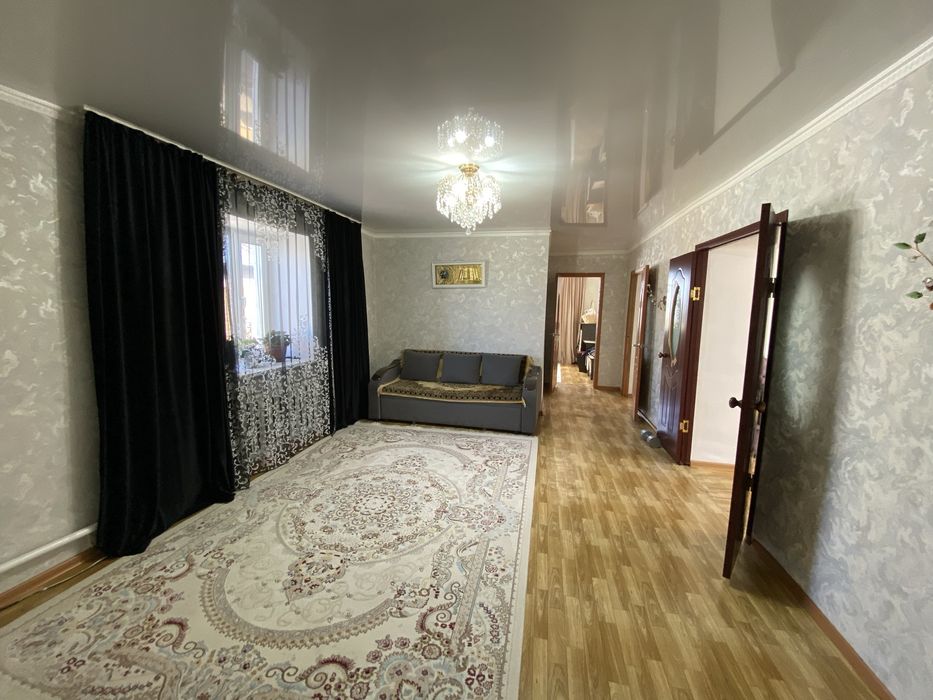 4 бөлмелі Үлкен  үй сатылады!