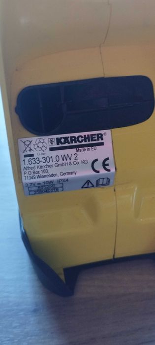 Акумулаторна стъклочистачка Karcher WV2