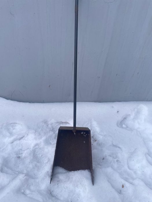 Лопата для золы.