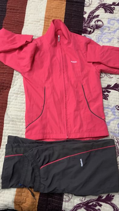 Reebok спортивный костюм