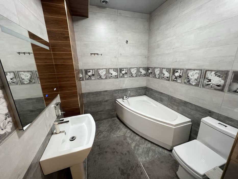 Аренда под офис 165м2, 2 минут от Метро Максим Горький (БИЙ) 15$ за м2