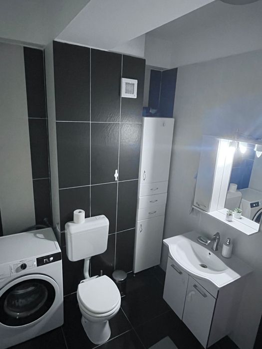 Inchiriez apartament 2 camere Militari Residence