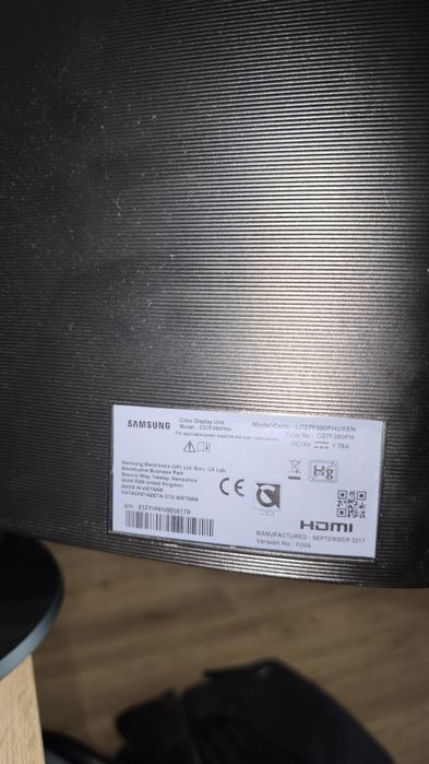 Monitor curbat samsung pentru piese