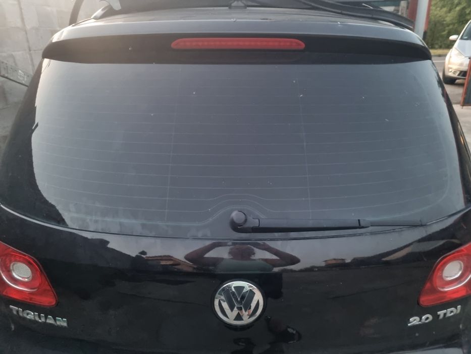 haion complet  VW tiguan 2.0L an 2008 are 2 defecte mici