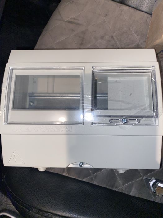 Шкаф пластиаовый под элептросчетчик