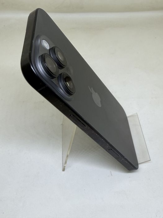 Iphone 16 Pro Max Black Titanium 90 %