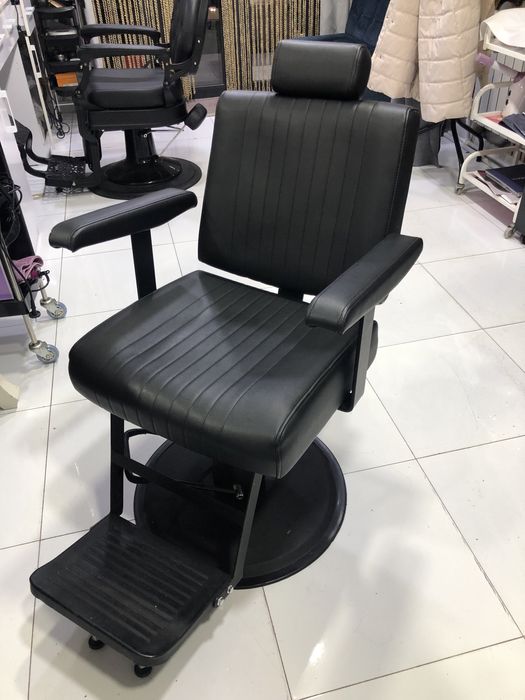 Продам кресло для салона красоты