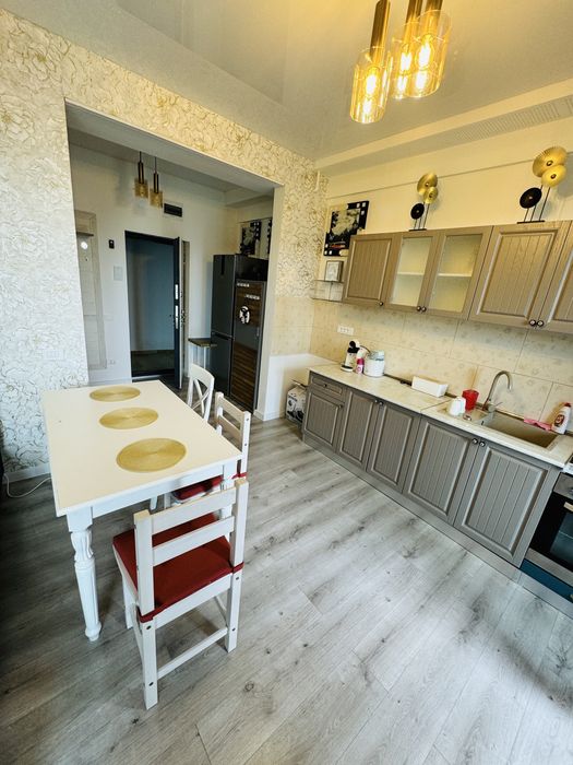 Garsoniera regim hotelier/pe zi Mamaia Nord Hanul cu peste cu parcare