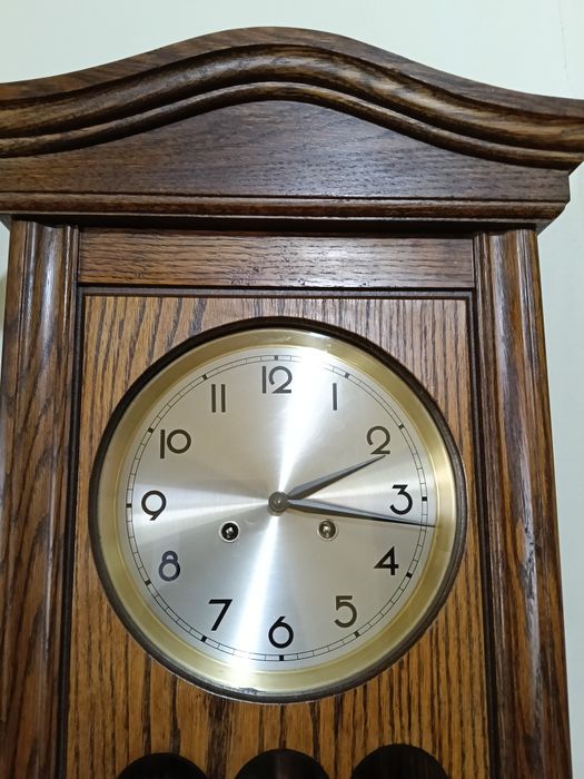 Ceas de perete cu pendul