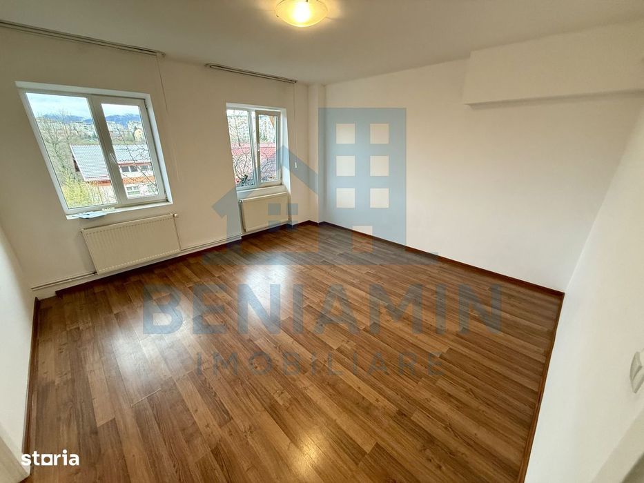 2 camere - 55mp - etaj 3 - centrala proprie - parcare - Central