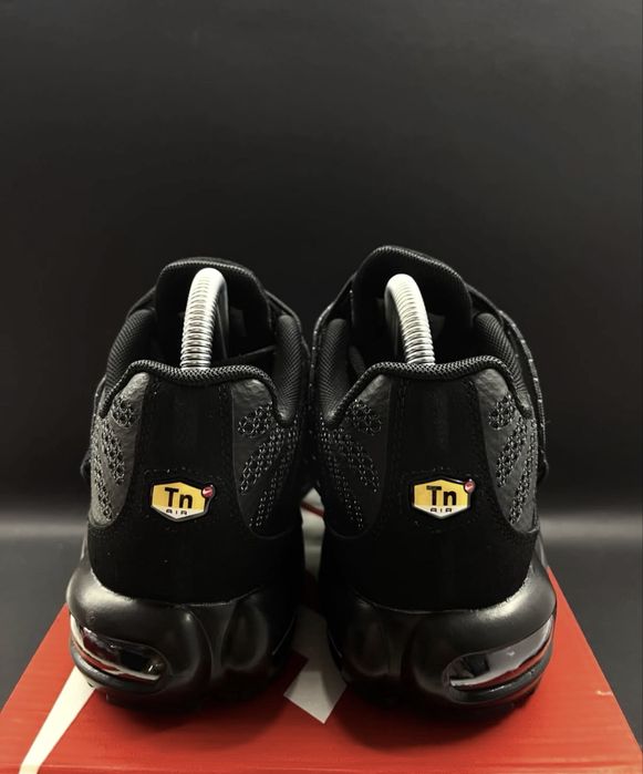 Nike TN Air Max Plus Utility Triple Black Reflective