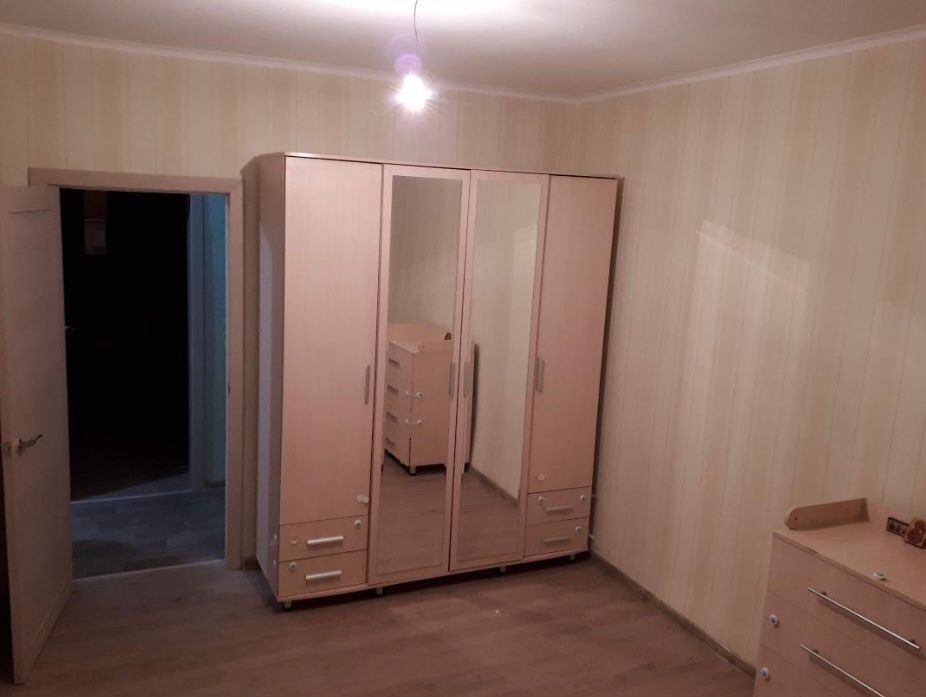 Продам 2 комн квартиру в центре