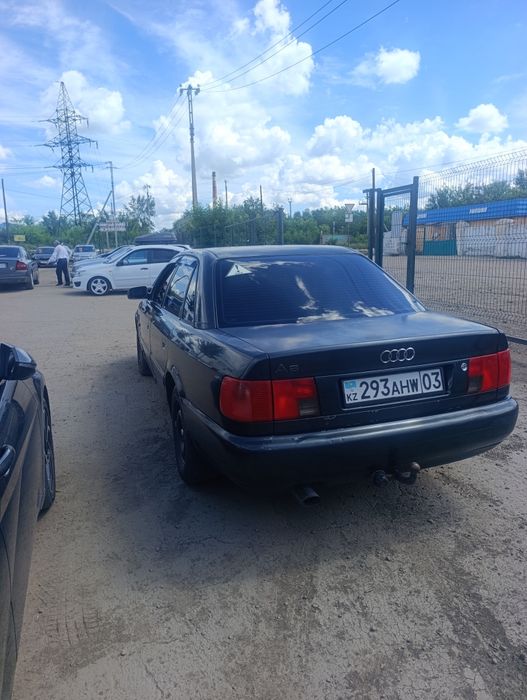 продам Ауди А6 С4