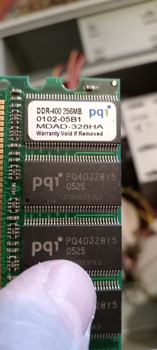 Продам, старый пк, все на фото и в объявлении без жоского диска