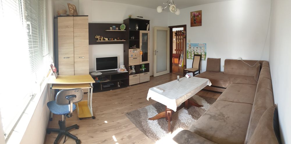 Дава се под наем Двустаен апартамент в Пазарджик, Център - 65 кв.м за 204 € - Снимка #6